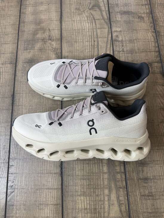 On Running Cloudtilt Men's Cinder Sand Size 11 - Picture 5 of 8